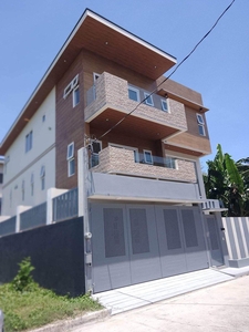 Modern House and Lot For Sale in Greenwoods Pasig on Carousell