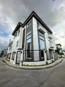New 3 Storey Corner House For Sale Greenwoods Executive Village on Carousell