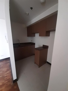 pet friendly rent to own condo in makati two bedroom on Carousell