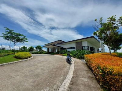 Pre selling Lot for sale in Daanghari Vermosa Imus Cavite on Carousell