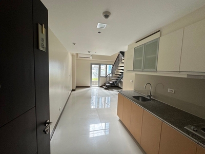 RENT TO OWN MAKATI LOFT RFO THE ELLIS on Carousell