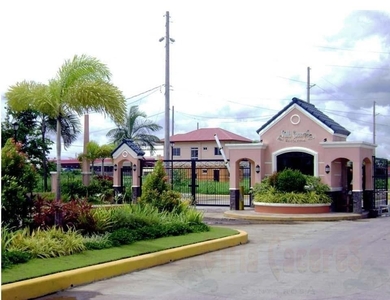 Residential Lot For Sale Villa Caceres Sta. Rosa City Laguna 195 SQM on Carousell