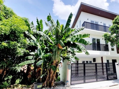 RFO House and Lot for sale in Greenwoods Executive Cainta nr Taytay and Pasig on Carousell