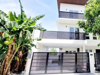 RFO House and Lot for sale in Greenwoods Executive Taytay nr Cainta on Carousell