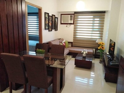 RUSH SALE!! 2 BR UNIT IN BGC (TRION) on Carousell