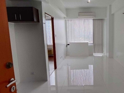 SACRIFICE ONE BEDROOM FOR SALE IN EASTWOOD CITY on Carousell
