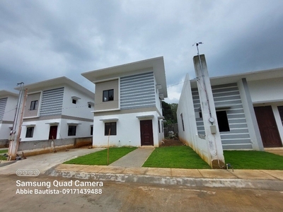 Single detached House and Lot For Sale sunvalley Antipolo City on Carousell