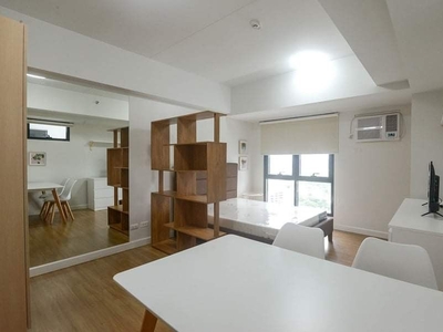 Studio Unit at High Park Tower 1 For Rent on Carousell