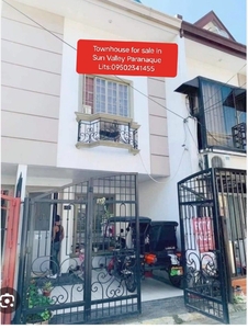 Sun Valley Paranaque -Foreclosed Townhouse for sale! on Carousell