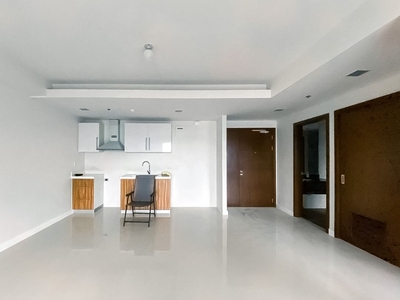 Unfurnished 1 Bedroom Condo for Sale in Alcoves on Carousell