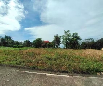 Vacant Lot For Sale in Lot 14
