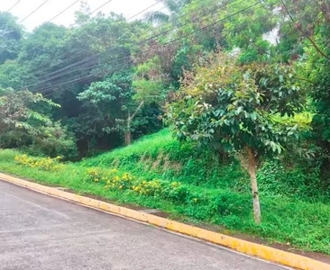 Vacant Lot For Sale in Lot 23