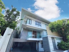 House and lot for sale 5 bedroom Capitol 8 Village Pasig City Semi Furnished
