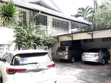 FOR RENT: 6 Bedroom House and Lot in Kapitolyo, Pasig City