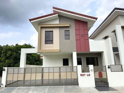 3 Bedroom 2 Toilet and Bath Complete Finished Single Detached For Sale, Alaminos