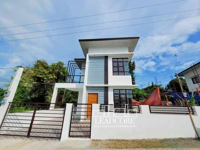 Villa For Sale In Cavite City, Cavite