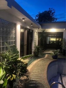 House For Sale In Congressional Avenue, Quezon City