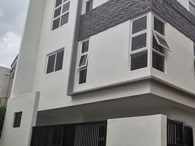 3BR Townhouse for Sale in Sun Valley, Parañaque