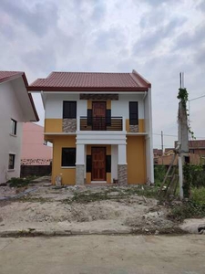 House For Sale In Longos, Calumpit