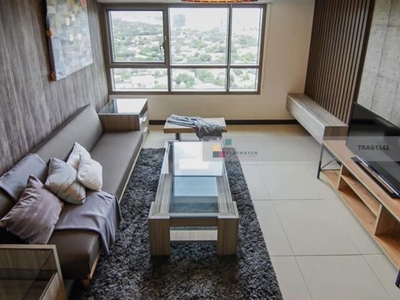 For Sale: 4 Bedroom Loft Penthouse at BSA Mansion, Makati City