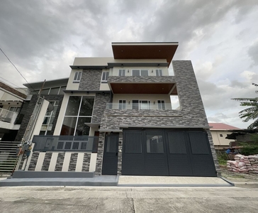 Brand New 3 Storey House and Lot For Sale in Greenwoods Executive Village Cainta