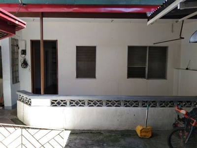 Townhouse For Rent In Congressional Avenue, Quezon City