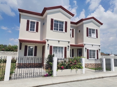 Townhouse For Sale In Atlag, Malolos