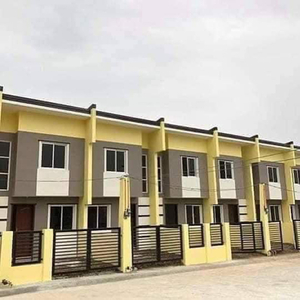 Townhouse For Sale In Conchu, Trece Martires