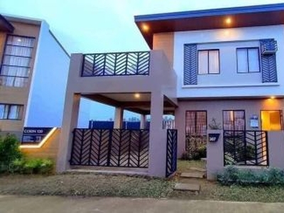 RFO 2 Bedroom townhouse for as low as 1.8M pesos