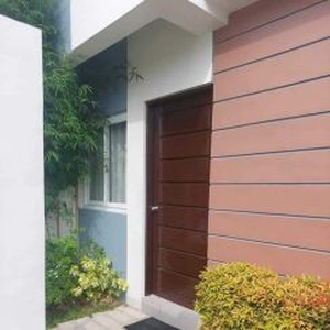 single attached house and lot near philippine arena sta maria