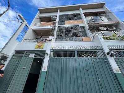 Townhouse For Rent In Project 4, Quezon City
