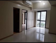 For sale 1 bedroom unit in one eastwood avenue