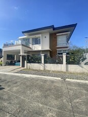 House For Sale In Estefania, Bacolod