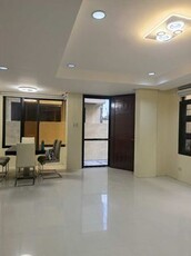 Townhouse For Rent In Maytunas, San Juan