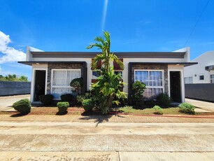 Townhouse For Sale In Aguho, Daanbantayan