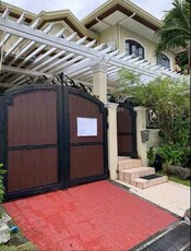 Townhouse For Sale In Merville, Paranaque