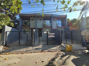 Townhouse For Sale In Pamplona Uno, Las Pinas