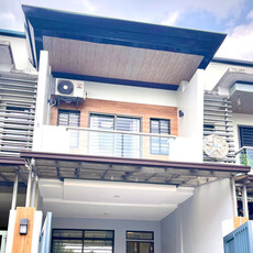 Townhouse For Sale In Tandang Sora, Quezon City