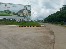 Lot for sale in Jaro. Avail while still on pre-selling