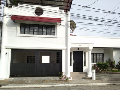 Decent House for Sale in BF Homes, Paranaque