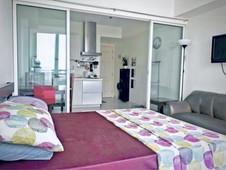 Fully furnished 1 Bedroom Condo Azure Urban Resort Residence
