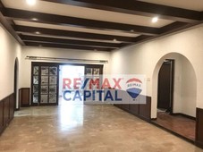 Well maintained house and lot for sale at Kapitolyo, Pasig City