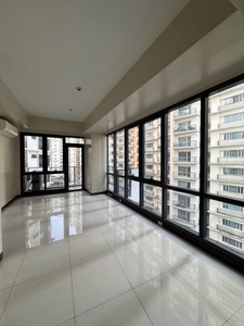Rent To Own 2 Bedroom Condo For Sale in Florence Mckinley Hill Taguig
