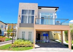 Single attached 5 bdrm 3 TB house beside Ayala Properties