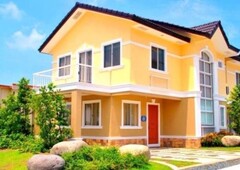 Single attached house 5 bdrm 3TB w 800k less and linear park