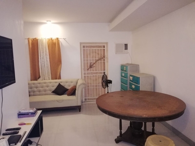 For Rent Semi-Furnished Townhouse with great location in Sampaloc, Manila