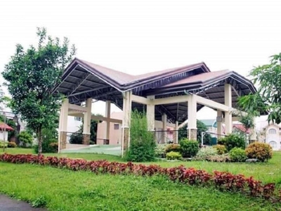 For Sale: 167 sqm Catherine House at West Beverly Hills in Dasmariñas, Cavite
