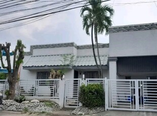 House For Rent In B.f. Homes, Paranaque