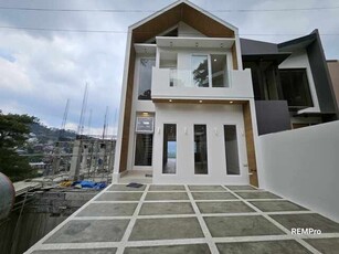 House For Sale In San Luis Village, Baguio