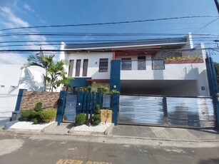 House For Sale In Talon Dos, Las Pinas